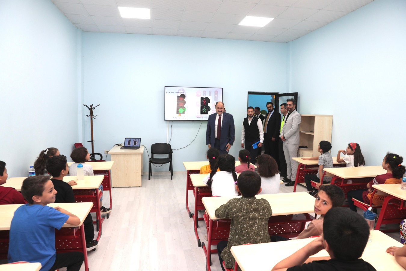 Başkan Gülpınar, Minik Çocuklarla Güvenli Trafik Eğitimine Katıldı