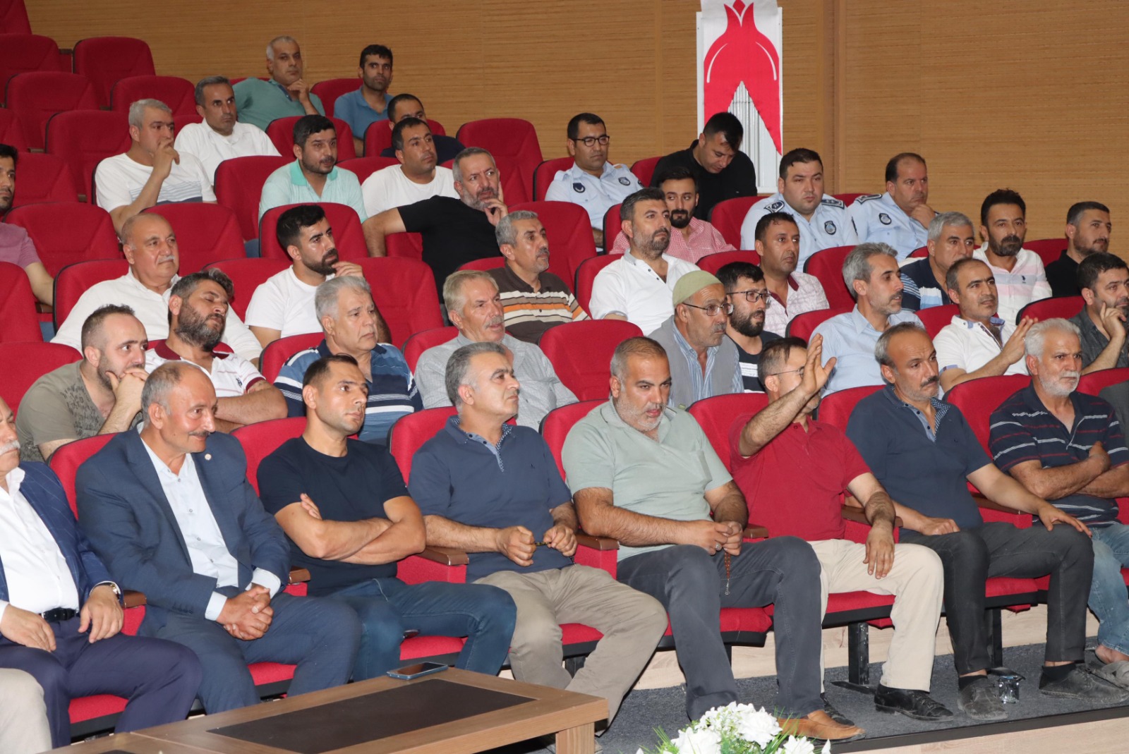 BAŞKAN NİHAT ÇİFTÇİ İLÇEDEKİ FIRINCILARLA TOPLANTIDA BULUŞTU