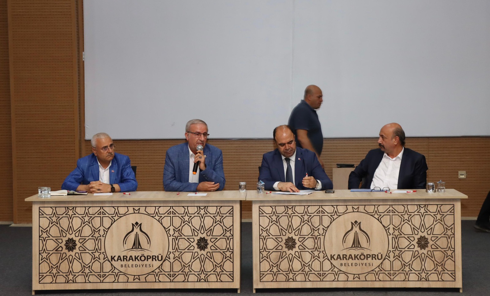 BAŞKAN NİHAT ÇİFTÇİ İLÇEDEKİ FIRINCILARLA TOPLANTIDA BULUŞTU
