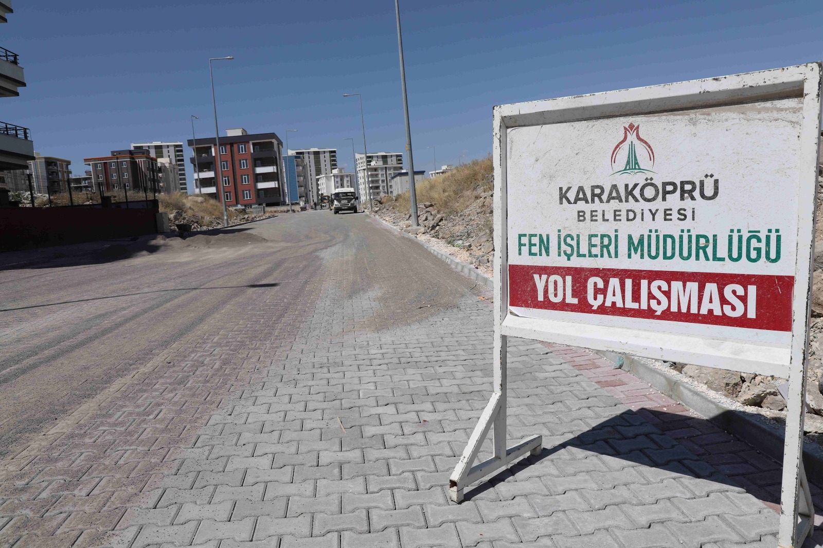 Üst Yapı Çalışmalarıyla Yollar Yenileniyor