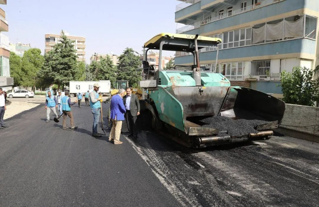 Başkan Canpolat, Sıcak Asfalt Çalışmalarını İnceledi